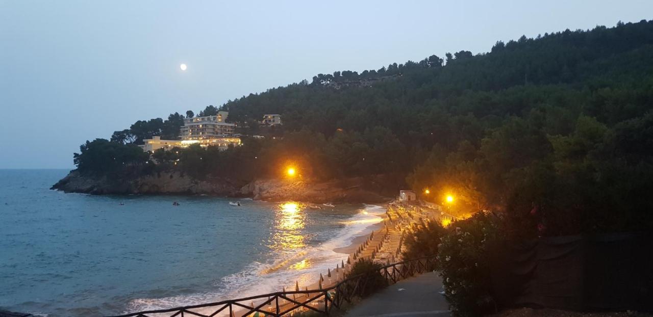 Villa Cala Della Pergola Vieste Buitenkant foto
